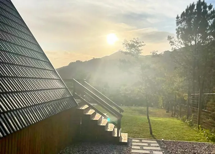 Domek alpejski Luna In Rio Escapadinha No Geres, A-frame Aconchegante Vista Rio E Montanha Aquecimento, Total Privacidade *