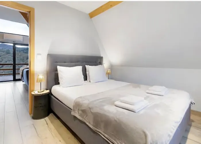 Luna In Rio Escapadinha No Geres, A-frame Aconchegante Vista Rio E Montanha Aquecimento, Total Privacidade Chalet Ponte da Barca